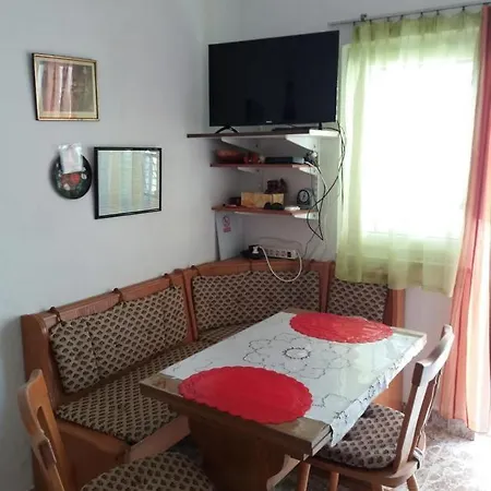 Apartment Businci 9450b Trogir