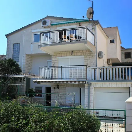 Businci 9450b Apartment *