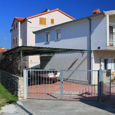 Businci 9450b Apartment